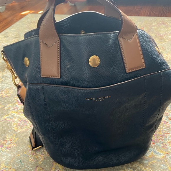 Marc Jacob’s Cross Body - Picture 1 of 8